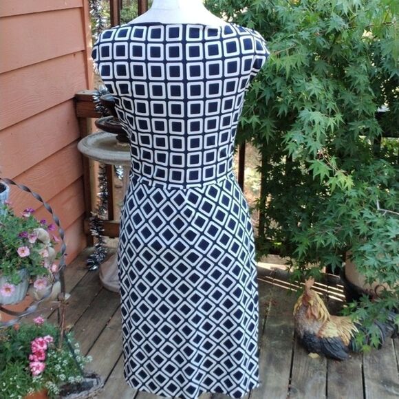 Lauren Ralph Lauren Soft Knit Dress - Picture 7 of 15